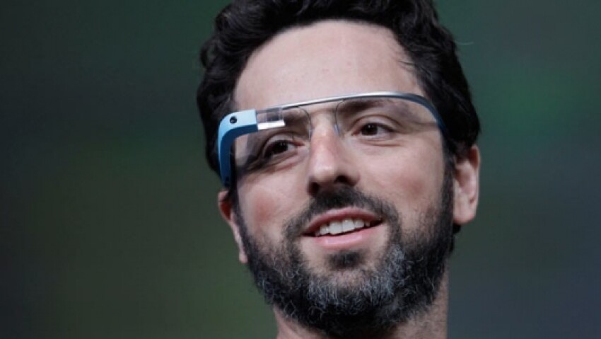 Google Glass, une première et des questions