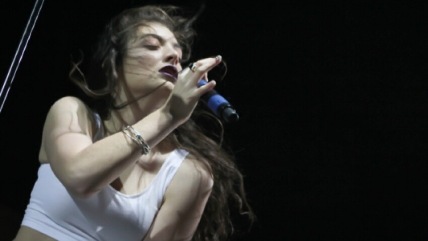 Flume remixe Tennis Court de Lorde