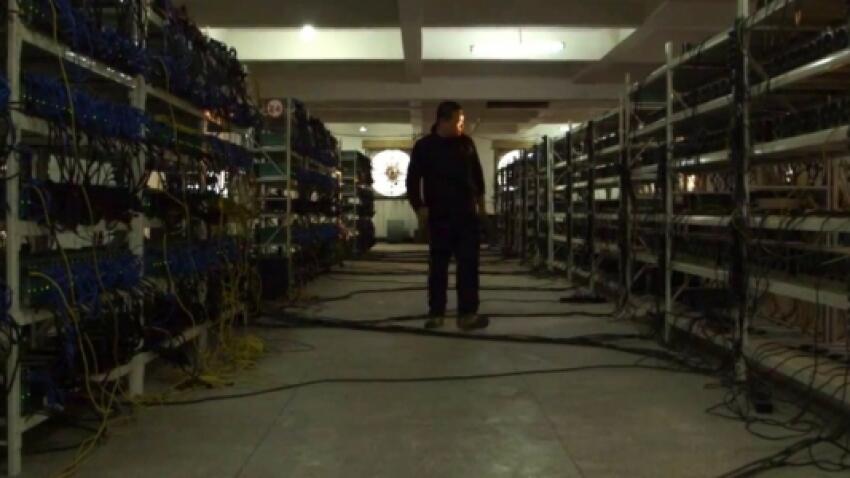 A 360° dans une mine secrète de Bitcoin