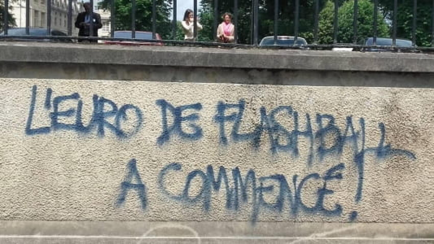 Les meilleurs graffitis du mouvement contre la Loi Travail