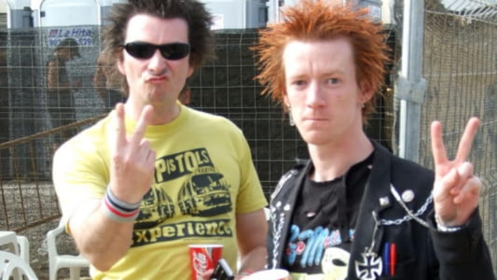 5 millions de dollars de trésors punk seront brûlés demain