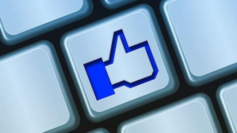 En France, la chasse aux « fake news » est lancée