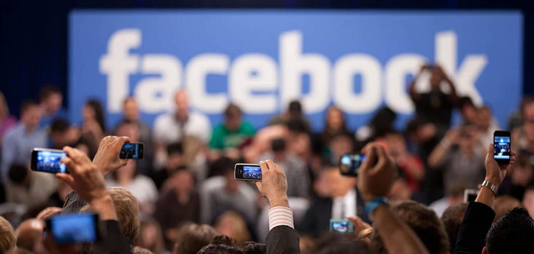 Facebook construit sa petite dictature OKLM