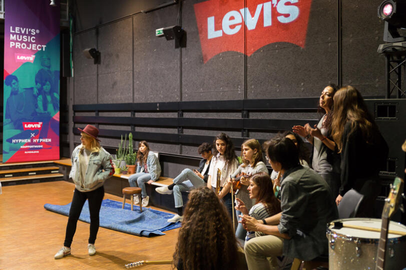 Avec Hyphen Hyphen, le Levi’s® Music Project remet la musique au centre de l'éducation