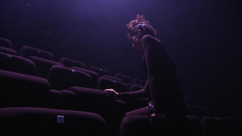 Un spectacle ? Une séance ? Une consultation ? Une expérience.