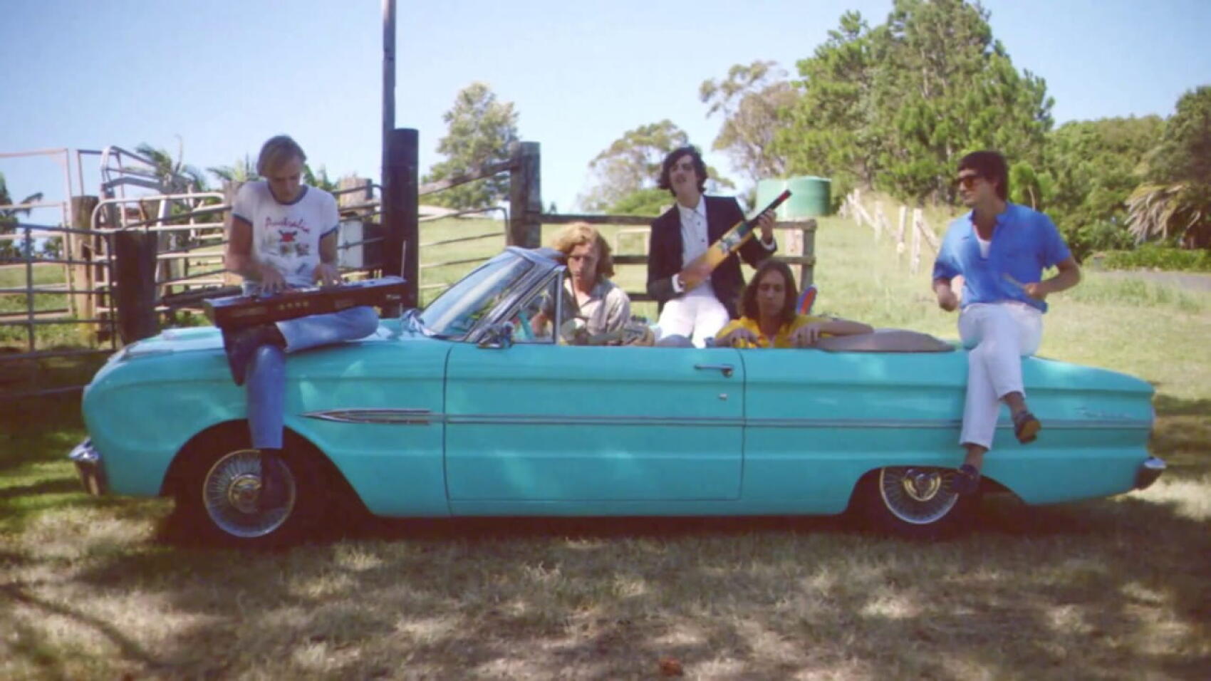 Il y a des koalas et des kangourous dans le nouveau clip de Parcels