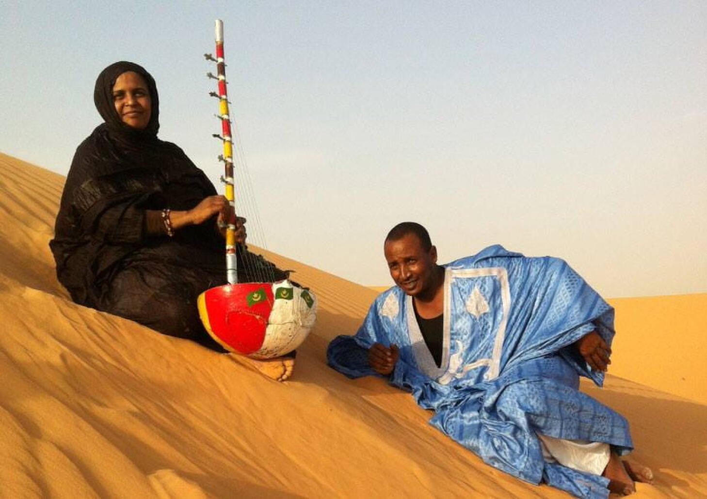 Le Tamanoir accueille la voix mauritanienne et les guitares du désert.
