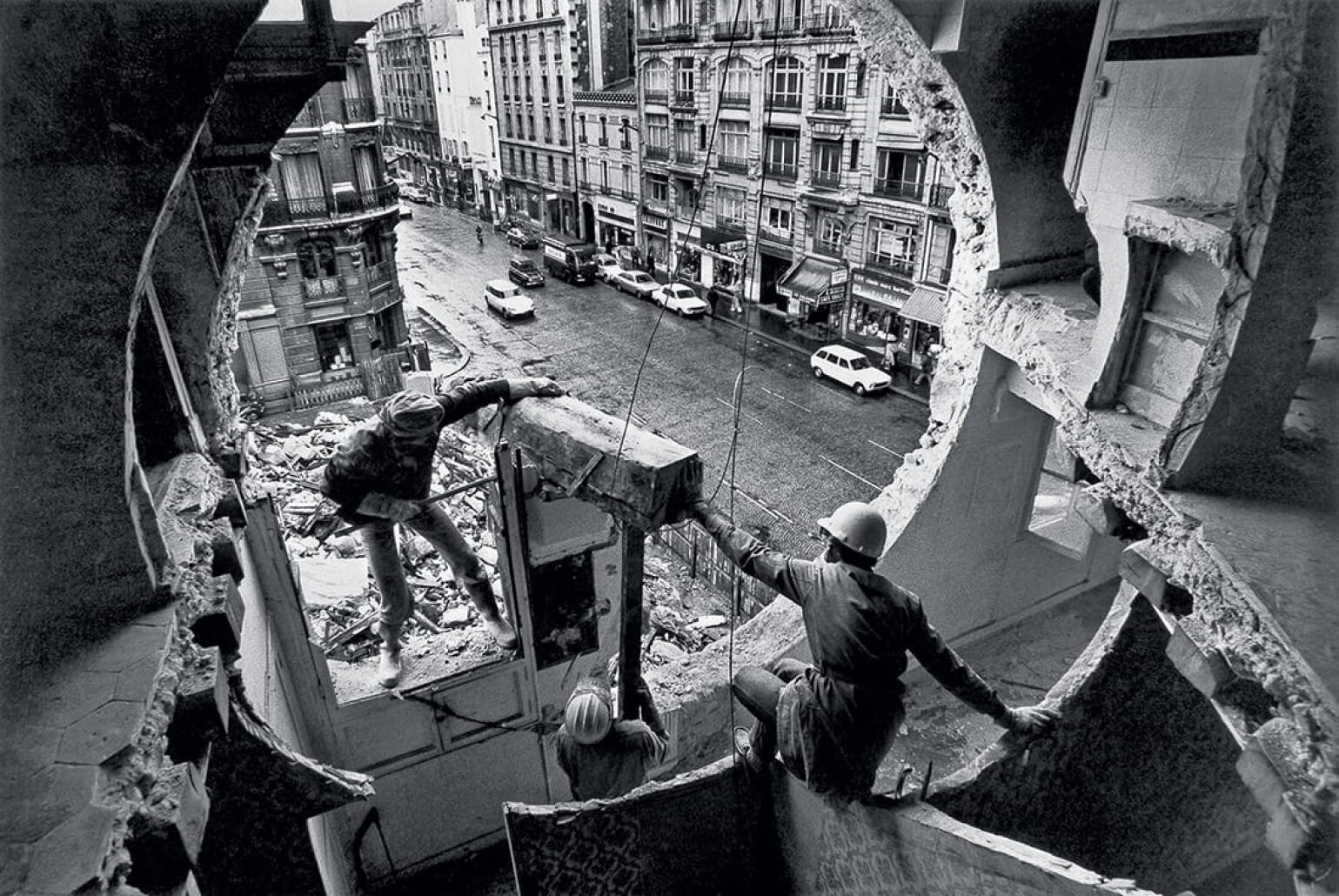 Gordon Matta Clark : anarchitecture
