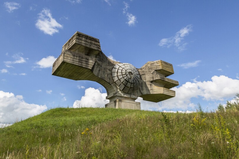 Spomenik : les monuments oubliés de la Yougoslavie de Tito