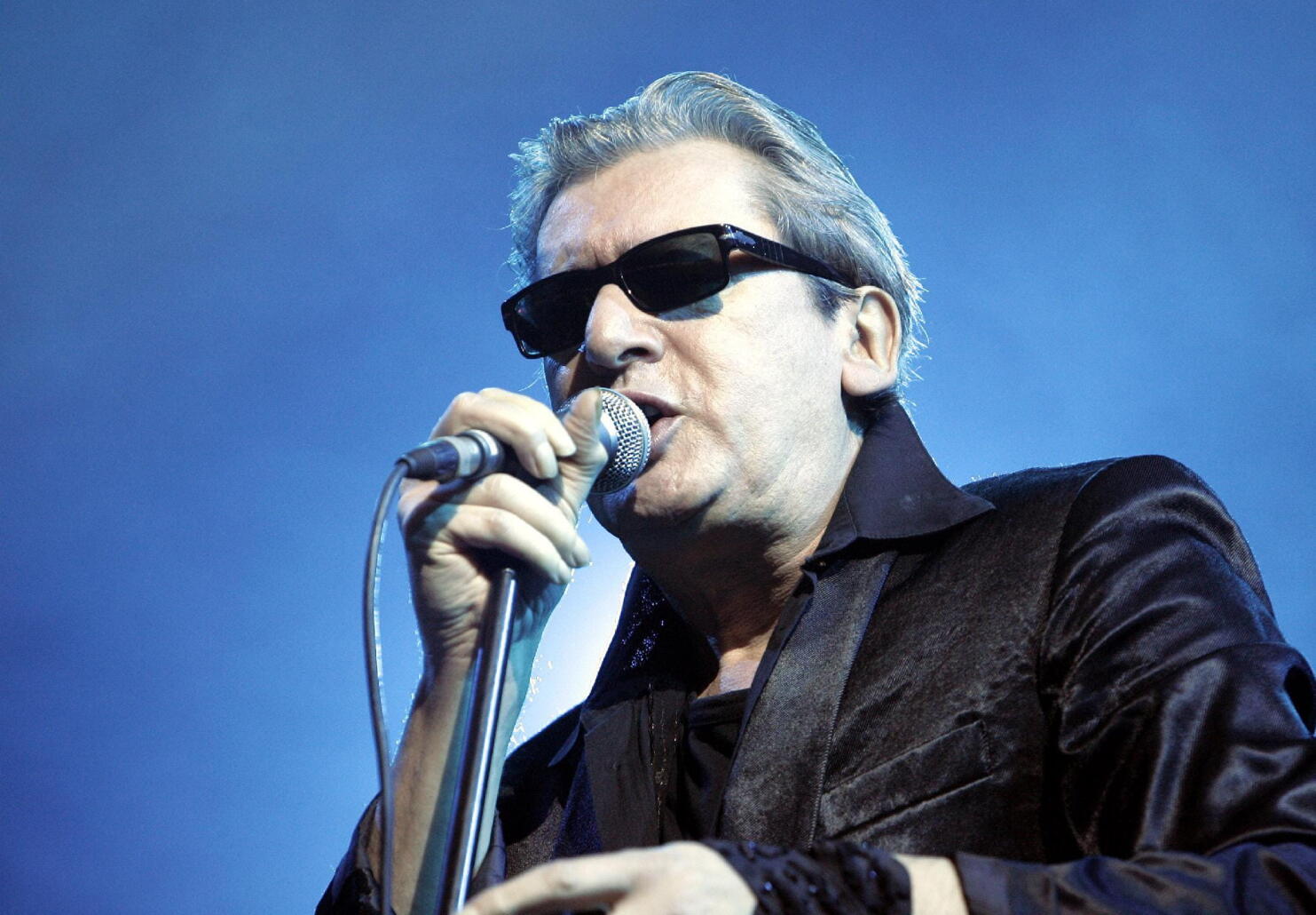 « Elle me dit les mêmes mots » : le nouveau morceau posthume d'Alain Bashung