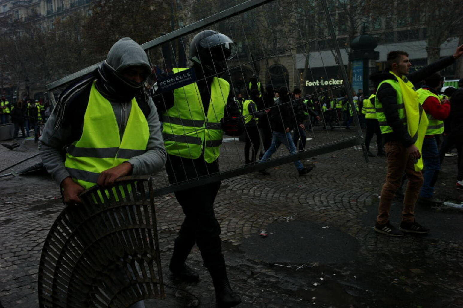 « Ce ne sont pas des brutes qui sont visées, c’est le peuple français »