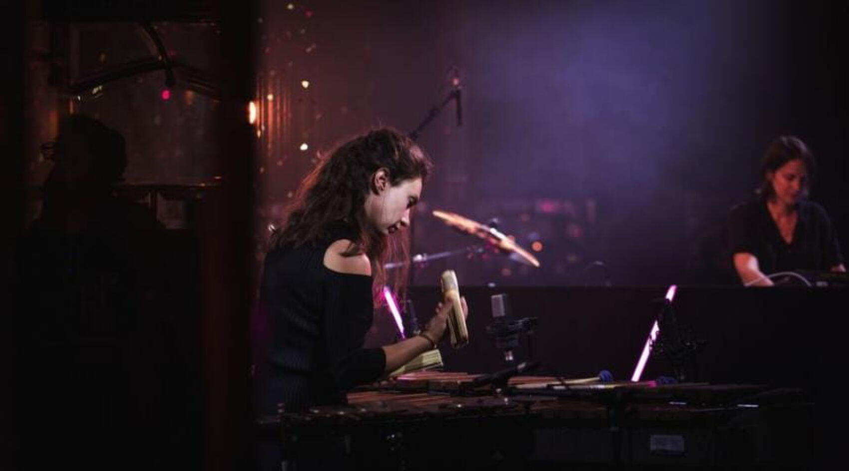 Chloé + Vassilena Serafimova | Enghien-les-Bains