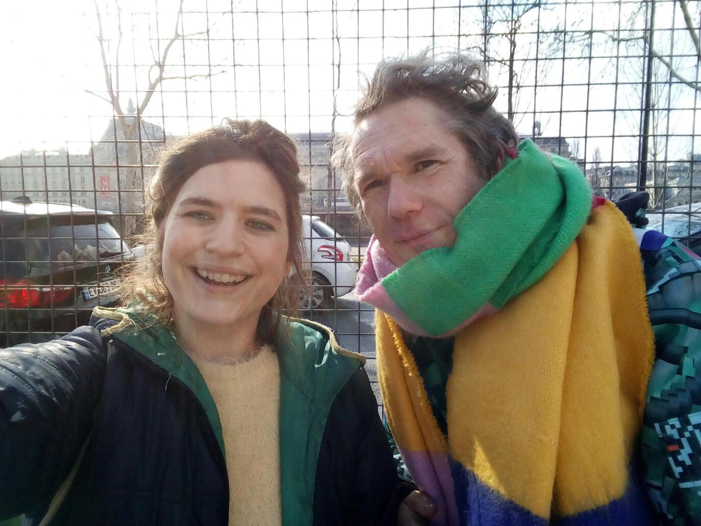 Marie Transport se balade avec l'artiste Abraham Poincheval