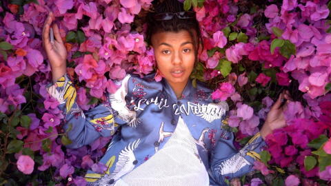 Lala &ce s’envole dans la Cité des Anges pour son morceau « WET »