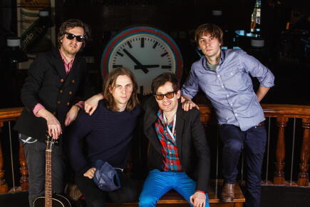 PHOENIX, Sélection musicale, interview et anecdotes (1/2)