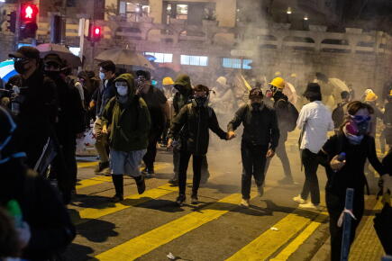 La bande-son des luttes : à Hong Kong avec un mystérieux compositeur