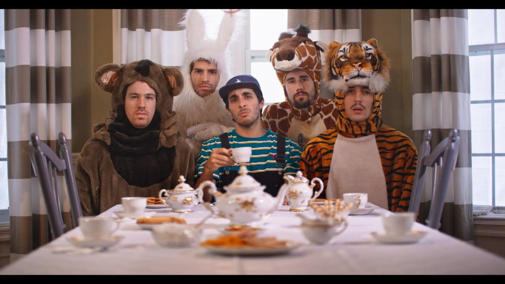 Le clin d’œil à Gainsbourg des Québécois Clay and Friends