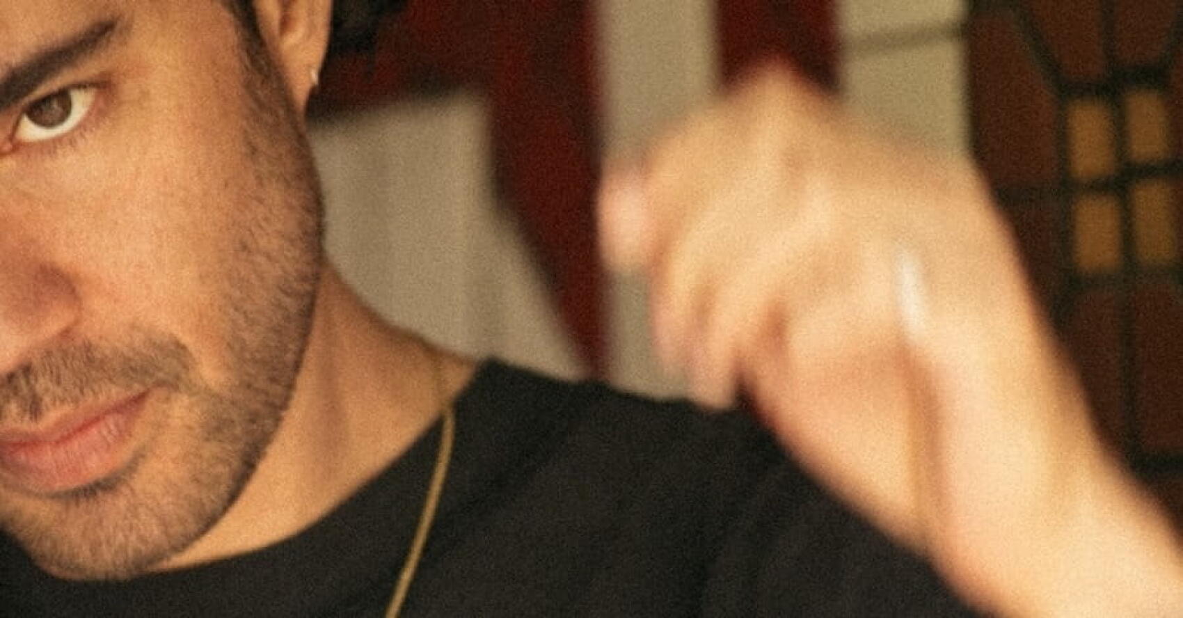 Hanni El Khatib célèbre la vie sur un nouvel extrait de son prochain album