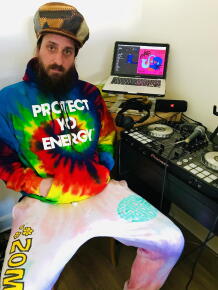 Hommage à Manu Dibango : le Worldmix de Judah Roger