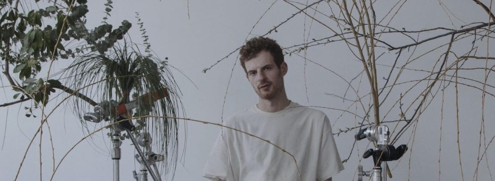 Photay interroge notre rapport au collectif sur un titre hypnotique et sauvage