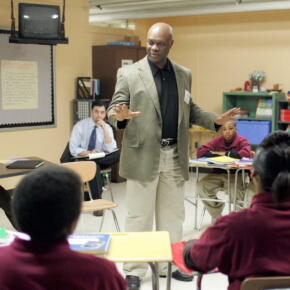 James BKS : « Demain, nos enfants apprendront l’empathie à l’école »