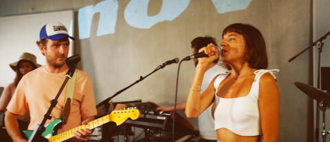 En images : L'Impératrice en live chez Radio Nova