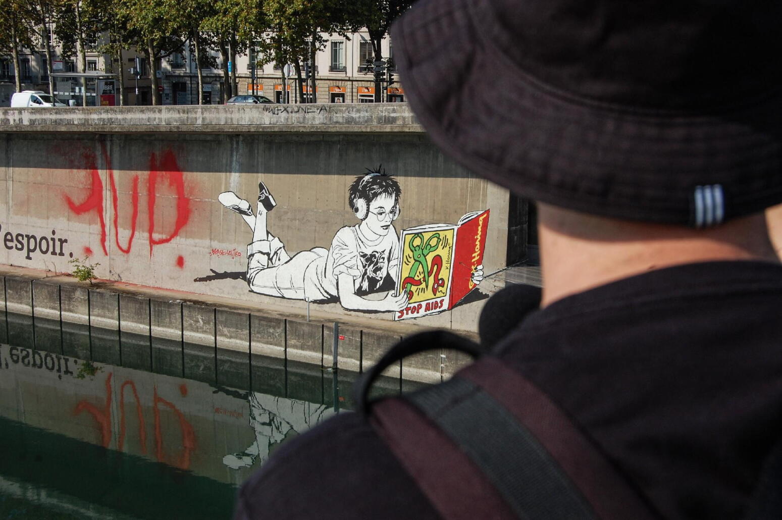 Dans la rue de Théo Haggaï (3/5)