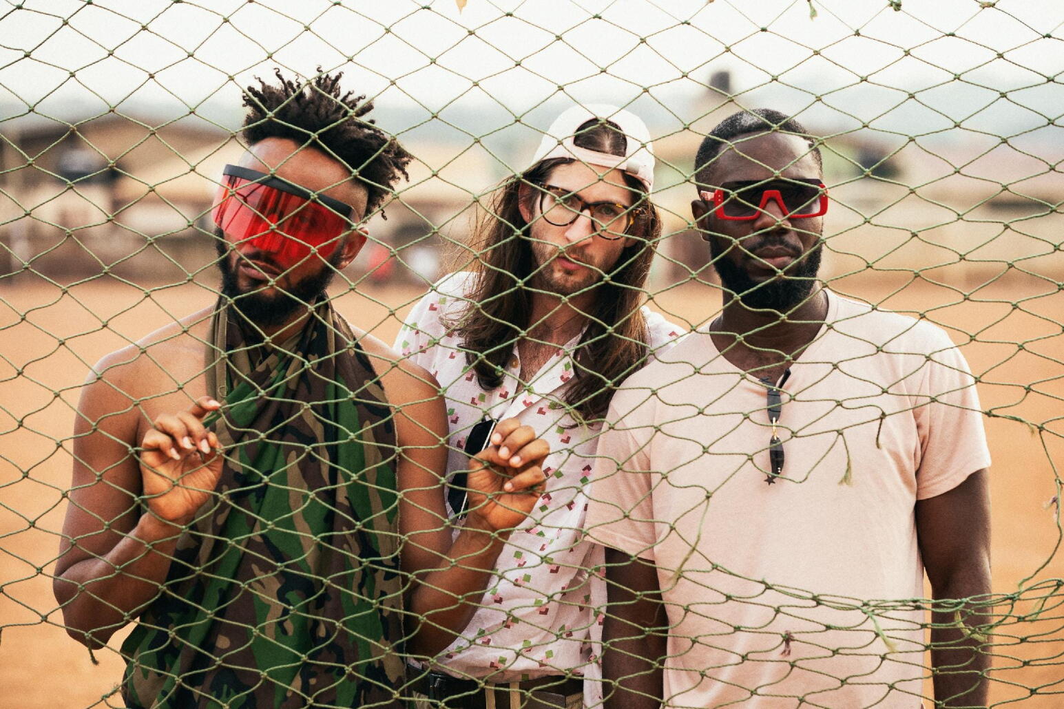 Crédit Photo Nii Okai DJarbeng - Ni Dieux, ni maîtres, ni frontières, les rappeurs FOKN Bois bouleversent la sono-mondiale.