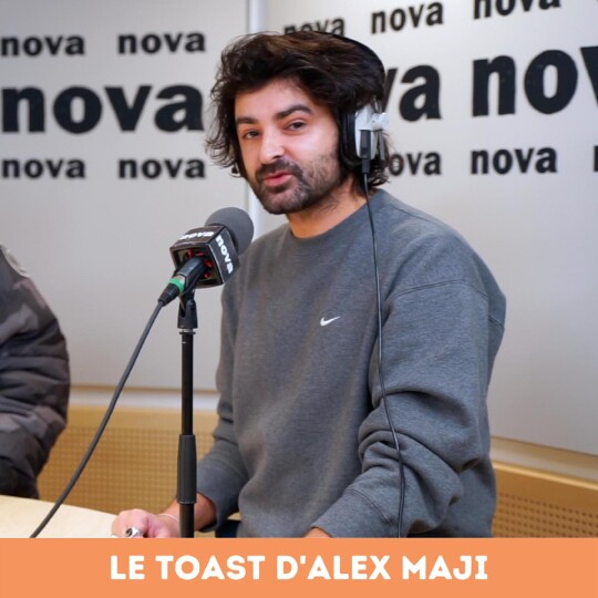 Alex Maji porte un Toast à la sapiosexualité