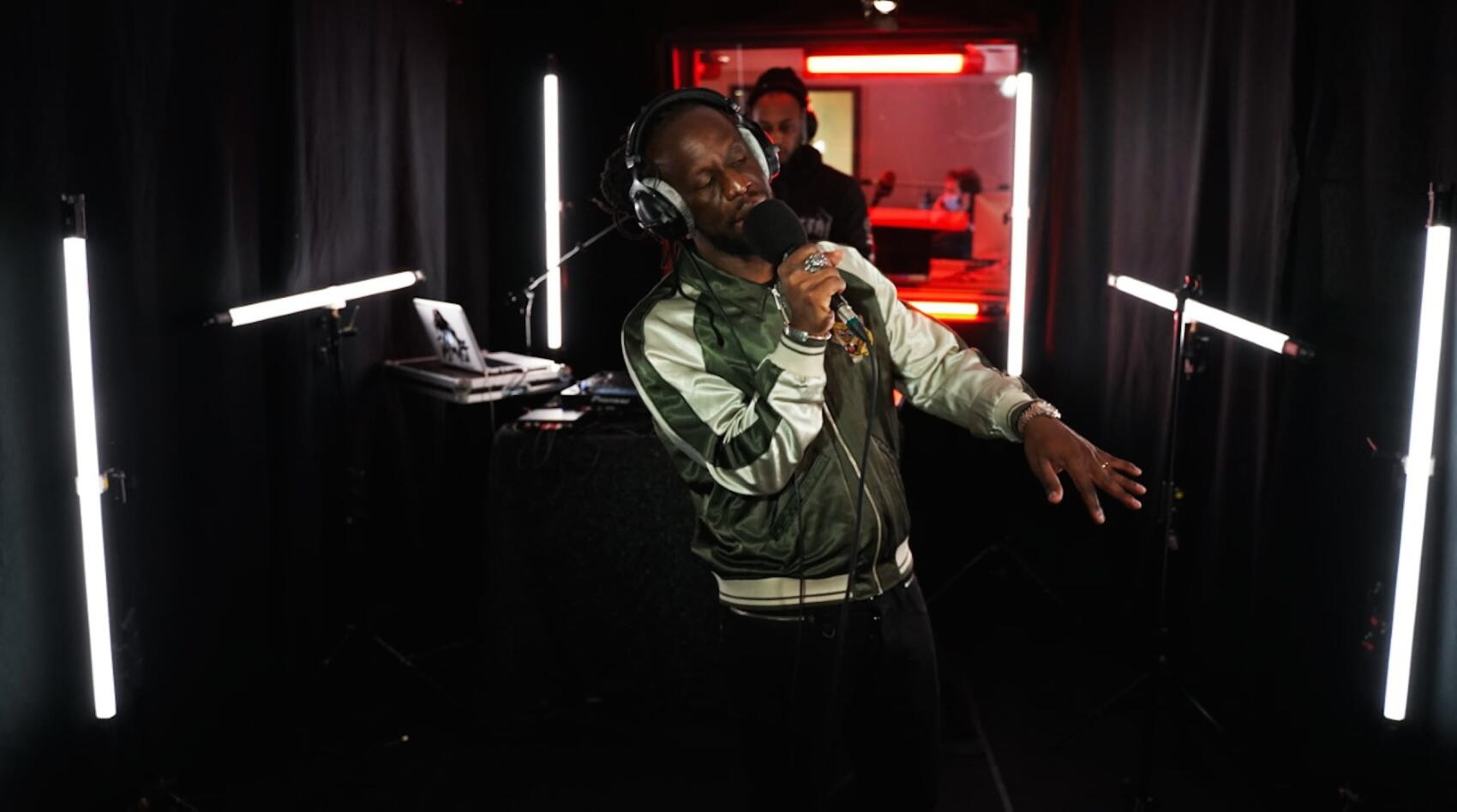 youssoupha-chambre-noire