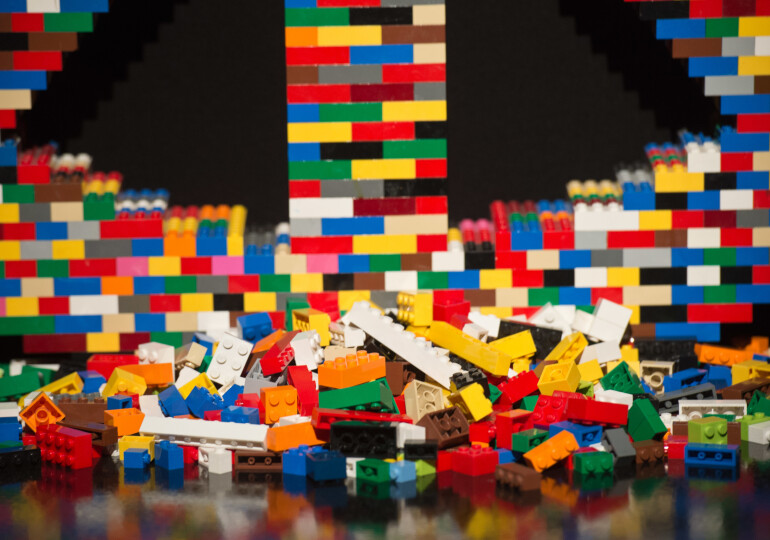 La douce musique des briques Lego qui s’entrechoquent...