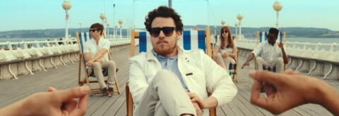 Metronomy - The English riviera