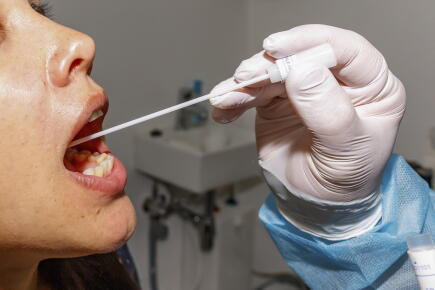 Covid-19-vaccination_GettyimagesDeFodi-Images