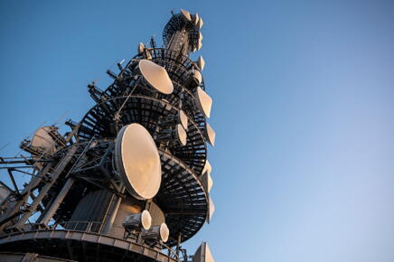 Network-repeaters-base-transceiver_GettyimagesWitthaya-Prasongsin