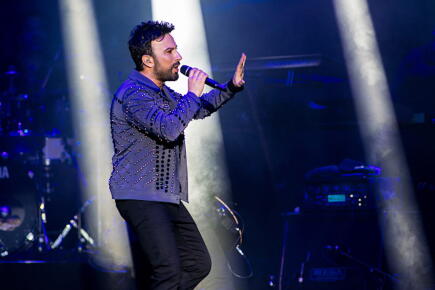 Tarkan-At-Afas-Live_GettyimagesPaul-Bergen-Contributeur