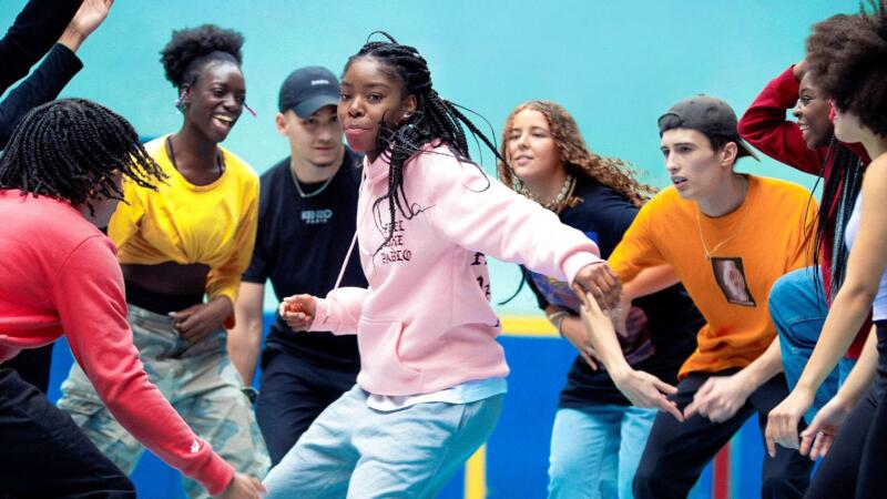 « Allons Enfants » d’Alban Teurlai et Thierry Demaizières : Vous dansiez ? Eh bien, parlez maintenant.