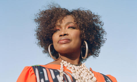 Oumou Sangaré Nova