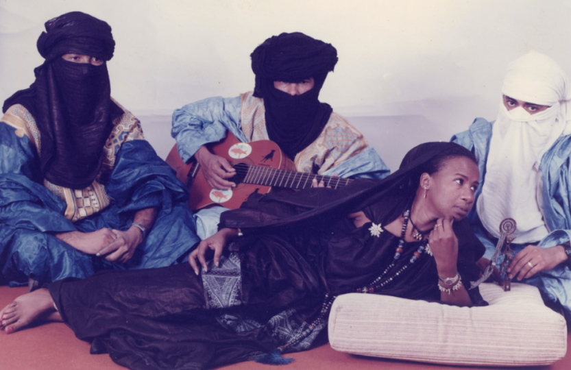 Quand Tinariwen retrouve une cassette de son premier album studio