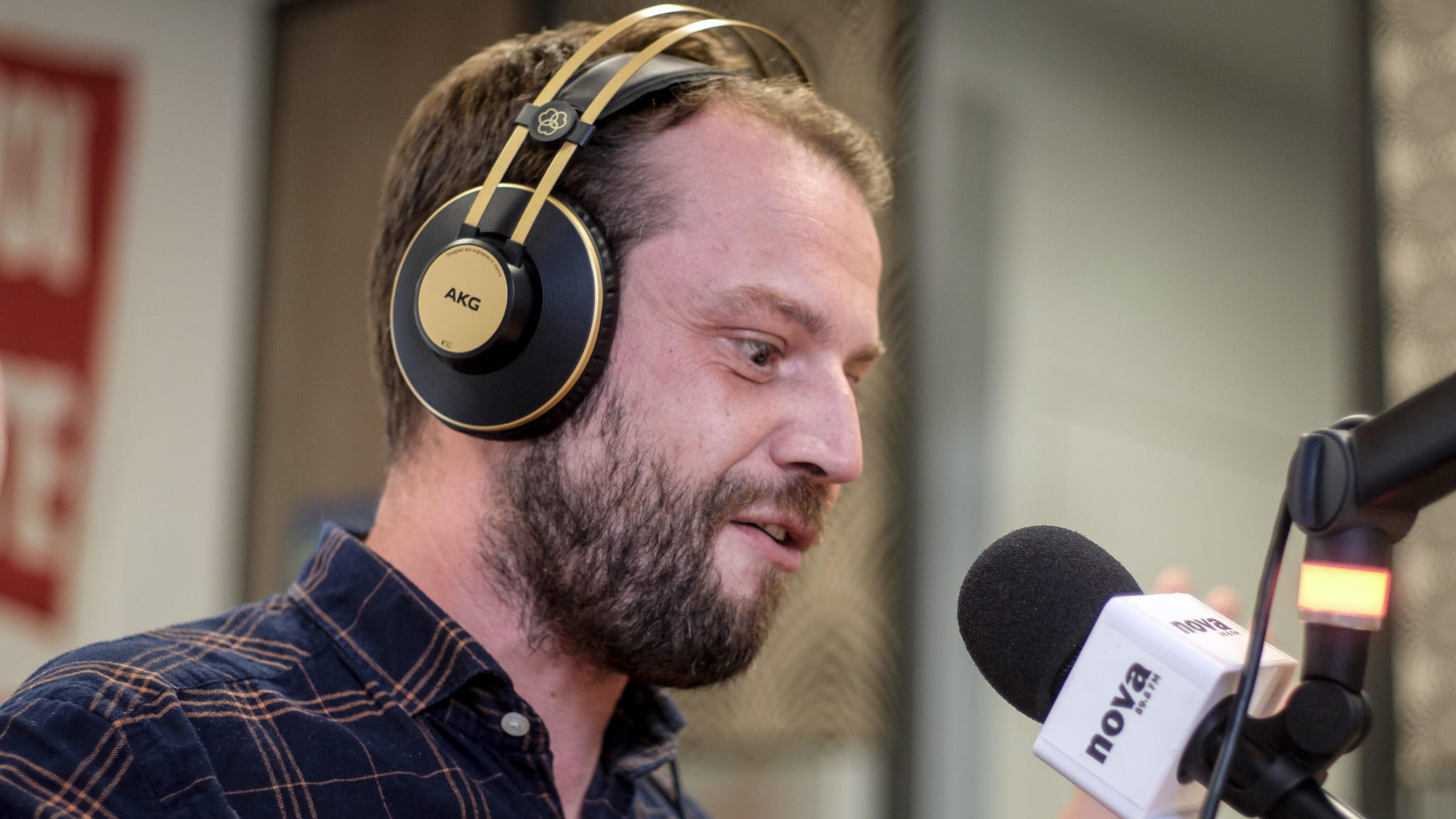 tr-s-ch-re-nova-la-f-a-q-radio-nova