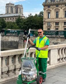 Du beau monde - Ludovic, l'éboueur qui partage son métier sur TikTok@Radio Nova