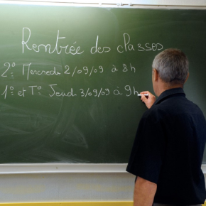 Professeur-de-lycee-credit-JEAN-PIERRE-MULLER-AFP.
