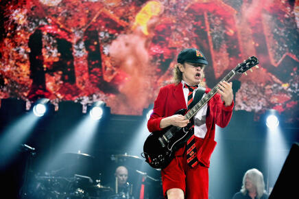 AC/DC - Angus Young