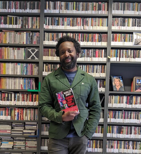 "J'ai voulu réactiver la mythologie africaine pour écrire une nouvelle histoire : queer, fantastique et décoloniale" (Marlon James)