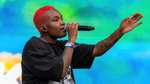 British singer and songwriter Arlo Parks (Photo by SUZANNE CORDEIRO / AFP)