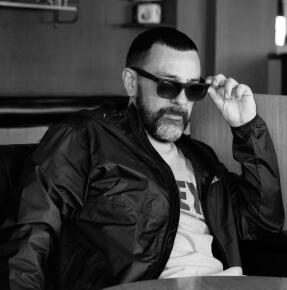 UGLY MAC BEER (c) Stephane Gizard.