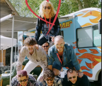 © La Grande Tournée de Nova à Pete The Monkey