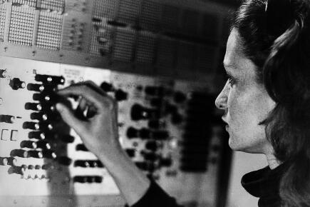 ELIANE RADIGUE - Musique de notre temps (1976-1977)
