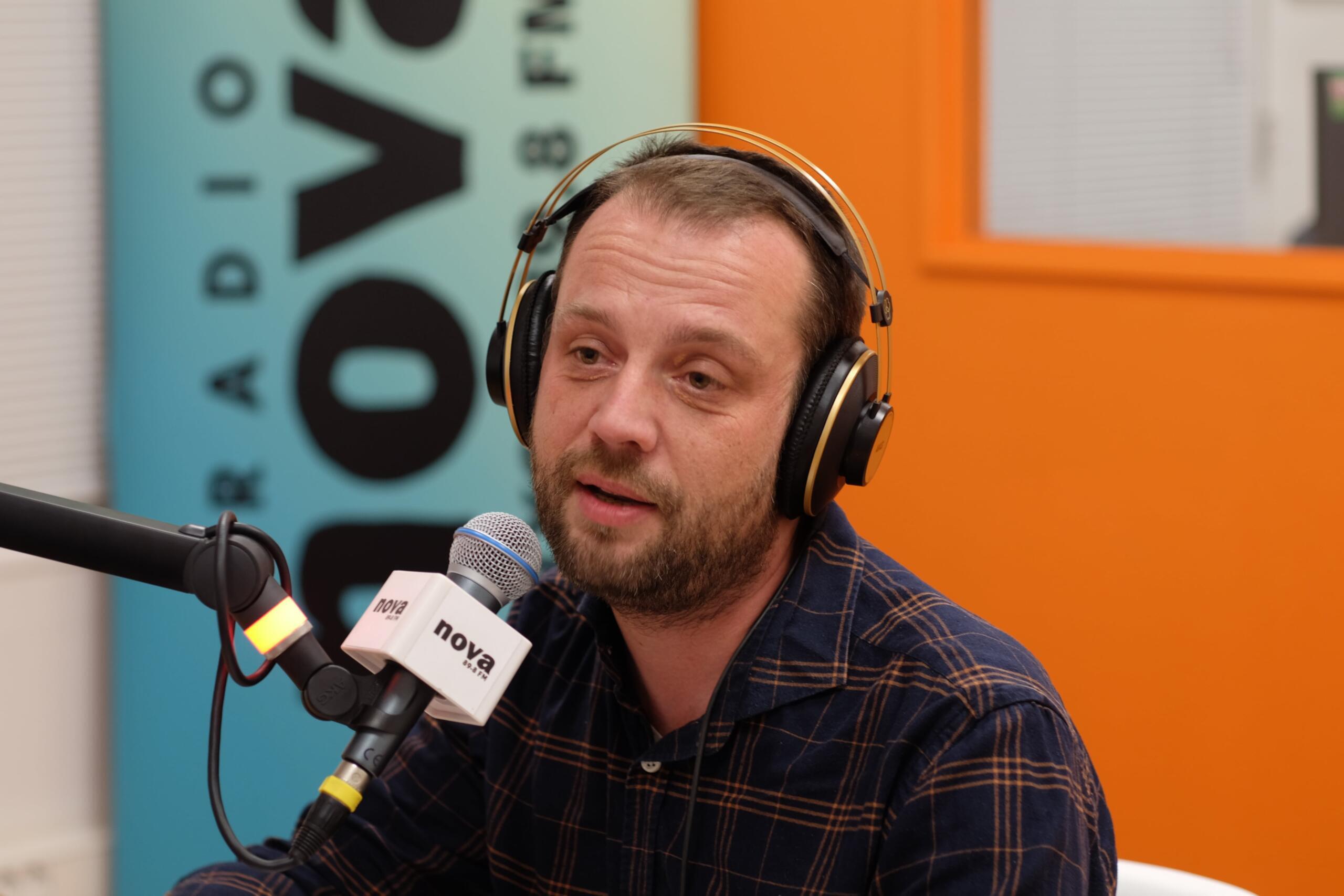 tr-s-ch-re-nova-le-boulot-radio-nova