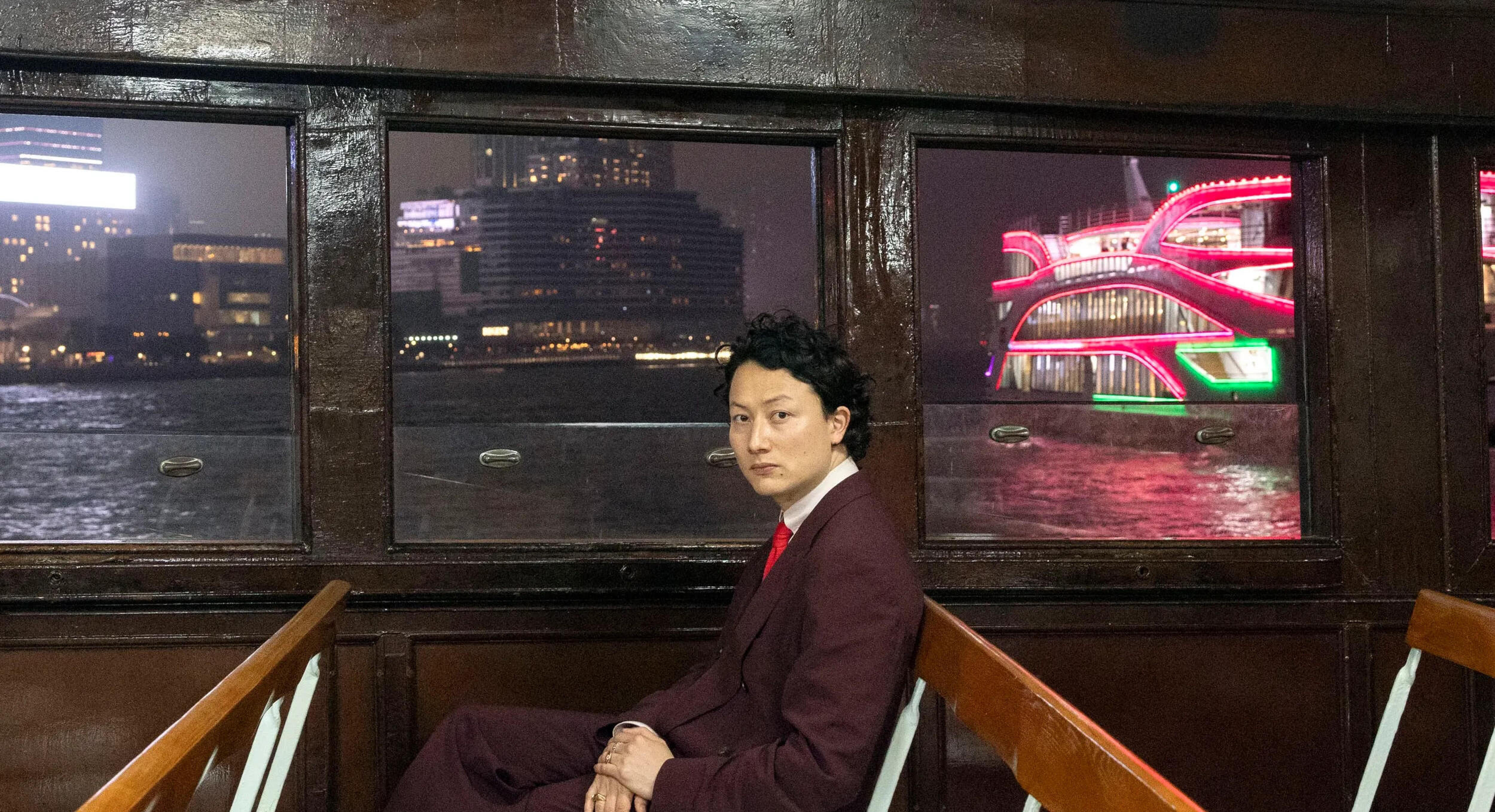 Le clip immersif « Completely Half » de Bolis Pupul