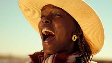 "Shout" - Nouvelle Vague